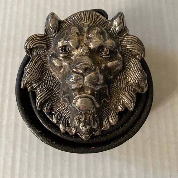 VINTAGE Silver Metal Lion's Head Belt Buckle with Belt Size 34 - Picture 2 of 16